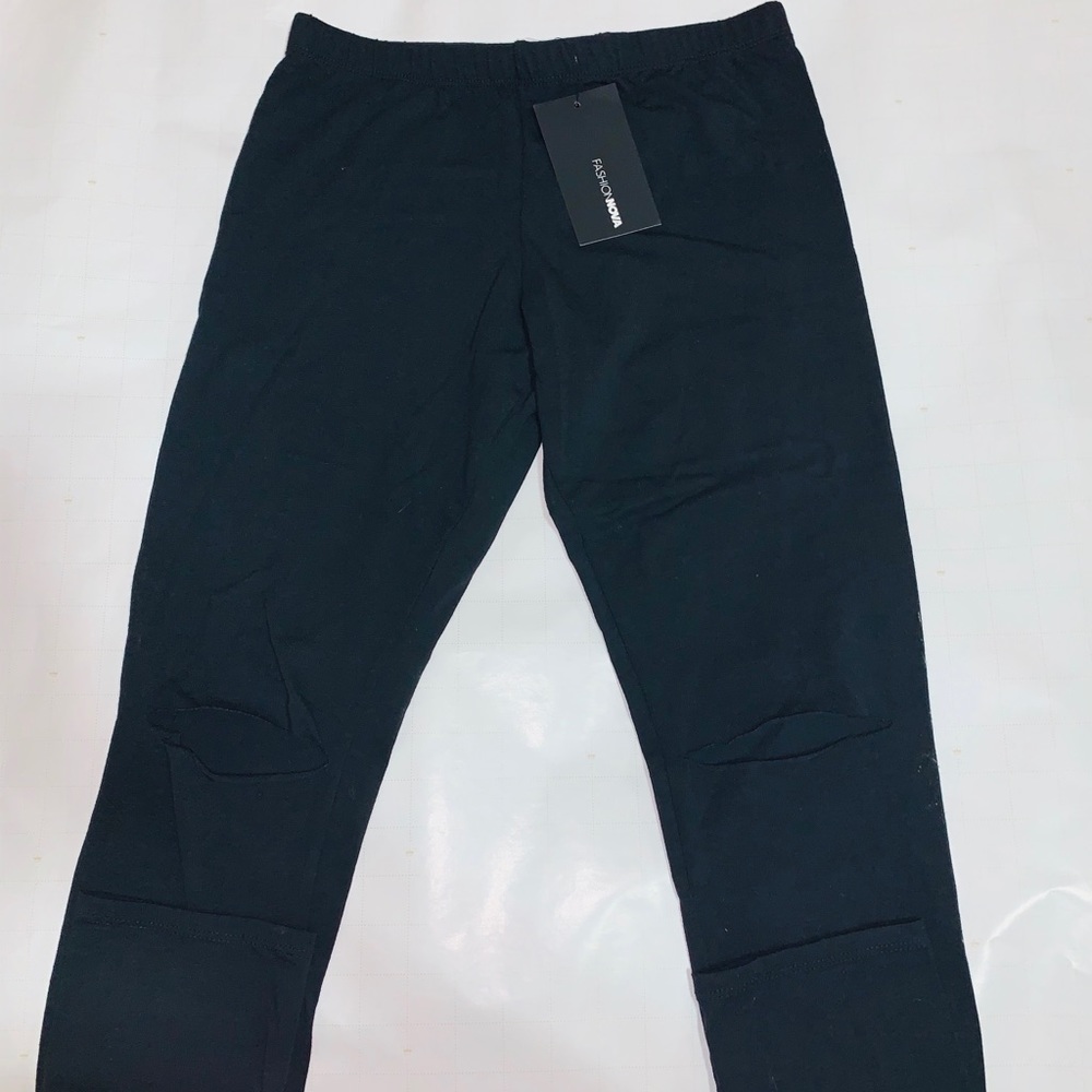 Fashion Nova / Brand New / Knee-Slit Leggings
